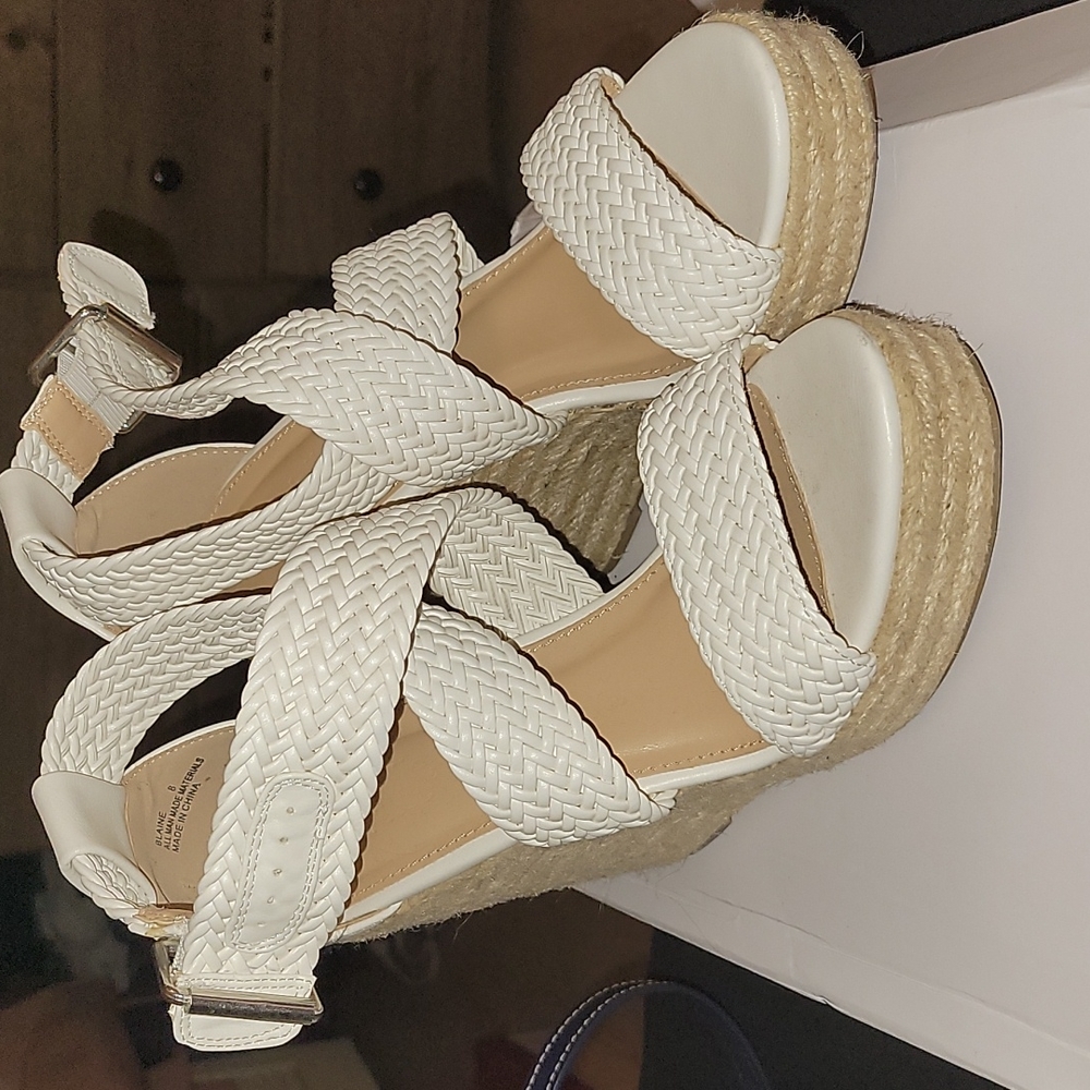 White wedges